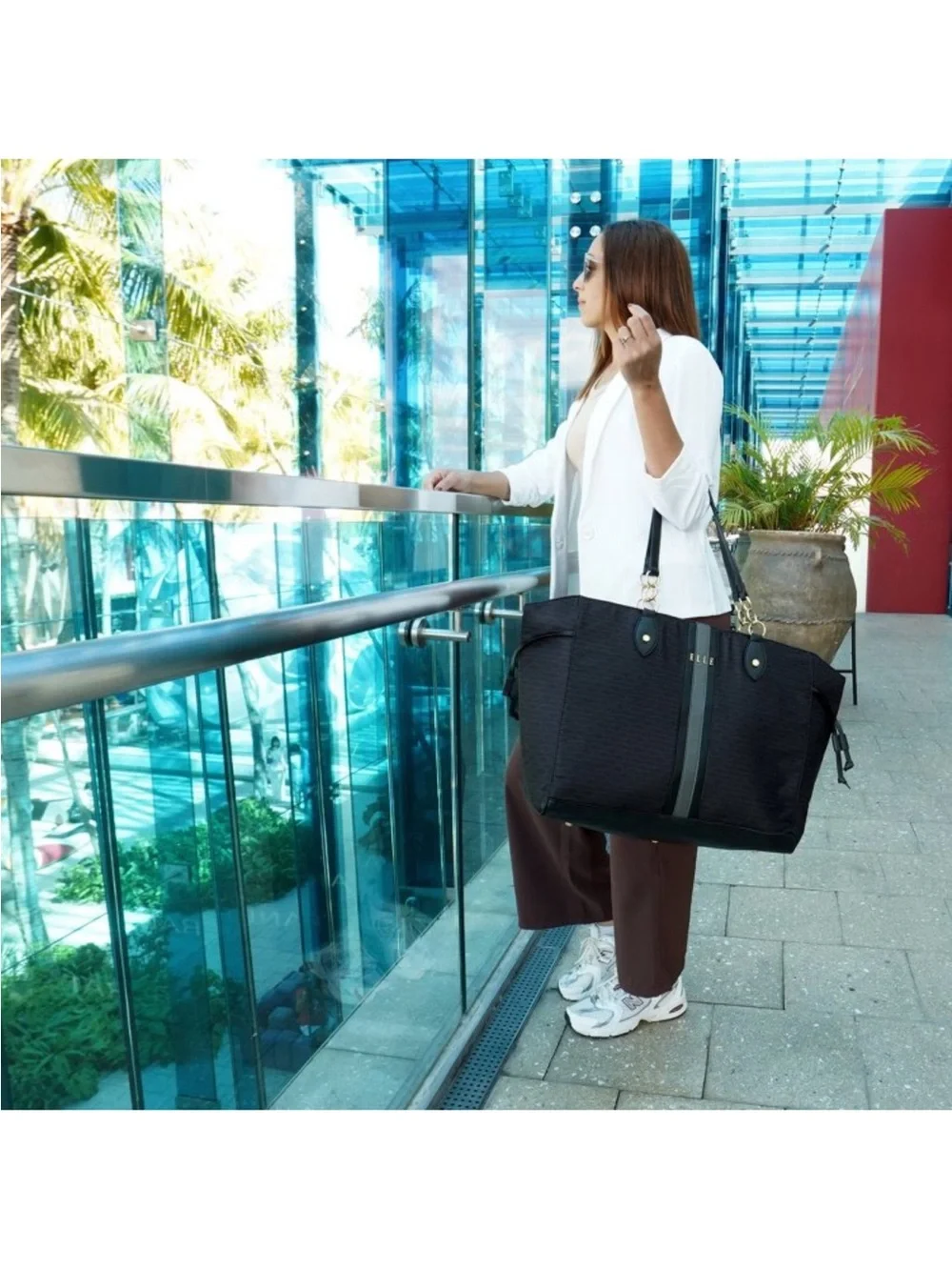 ELLE Luggage Eleganza 32L Weekender Tote Bag Black Travel Gray Stripe travel 🏖️